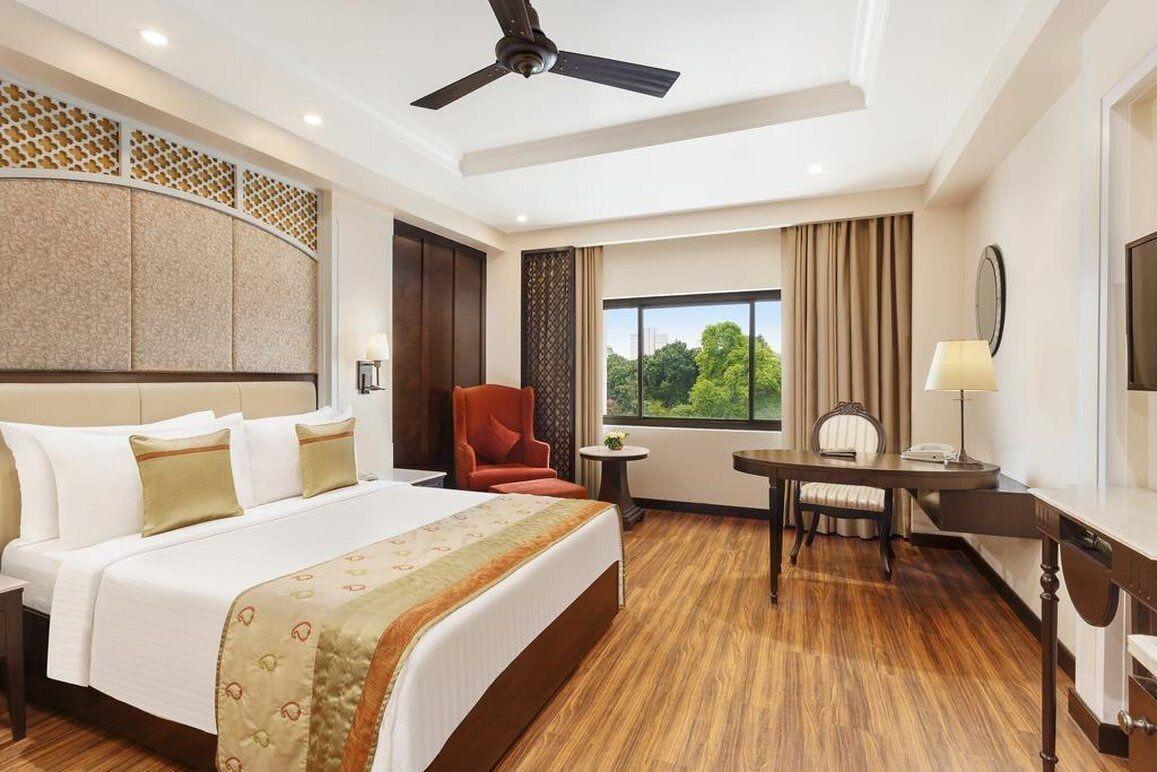La Place Sarovar Portico Lucknow Eksteriør billede